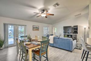 Fotografie z fotogalerie ubytování Canalfront Cape Coral Escape - ADA Friendly! v destinaci Cape Coral