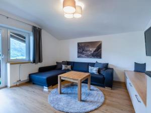 Posedenie v ubytovaní Apartment in Bramberg near Ski Lift