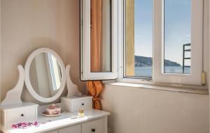 Gallery image of Cozy Home In Podgora With Wifi in Igrane