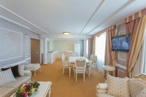 Galeriebild der Unterkunft Belarus Hotel in Minsk