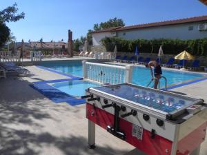 Bazén v ubytování Star Hotel nebo v jeho okolí