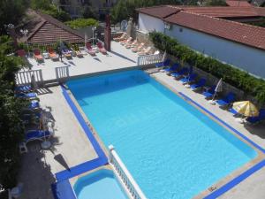 Bazén v ubytování Star Hotel nebo v jeho okolí
