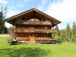 Vonkajšia záhrada v ubytovaní Farmhouse in Hopfgarten near SkiWelt