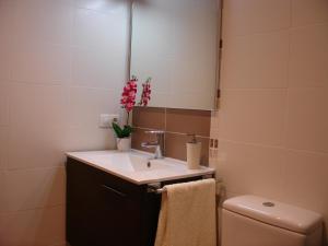 Un baño de Playa y Montaña Faura-Valencia