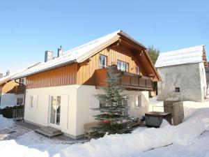 Fotografia z galérie ubytovania Chalet in Lungau with sauna and hot tub v destinácii Sankt Margarethen im Lungau
