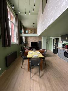 Afbeelding uit fotogalerij van "Curiosités", place de parking privative, centre ville in Dieppe +8 foto's