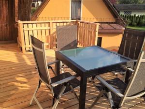 Balkon lub taras w obiekcie Apartment in Tröpolach near Nassfeld Gondola