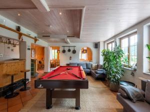 Zdjęcie z galerii obiektu Holiday home near St Anton am Arlberg with sauna w mieście Sankt Anton am Arlberg