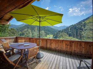 Zdjęcie z galerii obiektu Modern chalet with sauna w Saalbach Hinterglemm