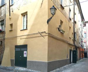 The building in which the holiday home is located