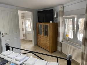 Telewizja i/lub zestaw kina domowego w obiekcie Villa Emilia 8 PAX