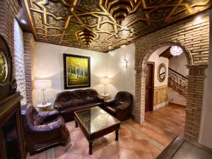 A seating area at Hostal Rodri