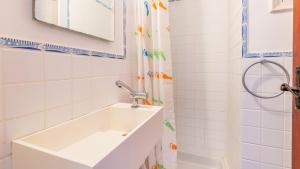 Kúpeľňa v ubytovaní Apartment Bone 2 - Llafranc + 22 fotografií