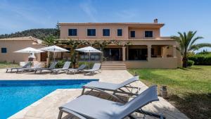 Πισίνα στο ή κοντά στο Villa Etruria close to Playa d'en Bossa