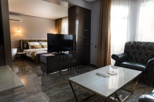 En eller flere senge i et værelse på HIDDEN BANK: Cash