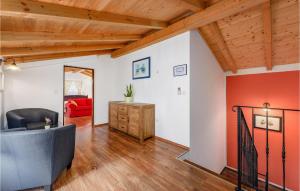 Posedenie v ubytovaní Holiday Home Pamici V + 37 fotografií