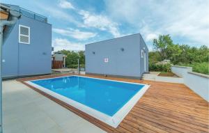 Πισίνα στο ή κοντά στο Two-Bedroom Apartment In Veli Rat