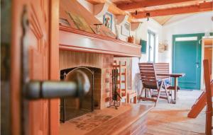 Posezení v ubytování 0-Bedroom Holiday Home In Postira + 16 fotografií
