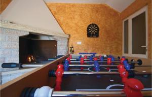 Fitness centrum a/nebo fitness zařízení v ubytování 3 Bedroom Beautiful Home In Frkeci