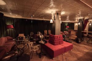 Posezení v ubytování Hotel B Berdichevsky