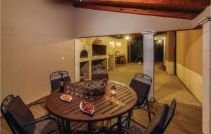Fotografie z fotogalerie ubytování Apartment Kastel Gomilica With Sea View I v destinaci Kaštela