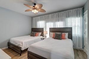 Gallery image of Aqua Meridian MER12 in Port Aransas