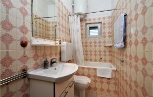 Koupelna v ubytování Apartment Stara Riva L-531