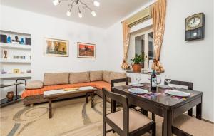 Posedenie v ubytovaní Nice Home In Opatija With Kitchen