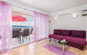 Posedenie v ubytovaní Stunning Apartment In Senj With Kitchen