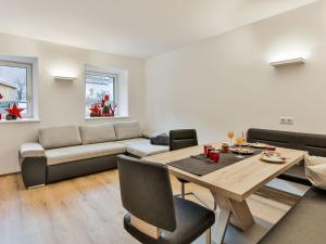 Fotografia z galérie ubytovania Inviting Apartment in Inzing with garden v destinácii Inzing