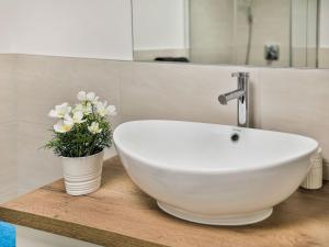 Fotografia z galérie ubytovania Inviting Apartment in Inzing with garden v destinácii Inzing