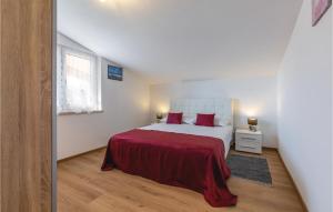 Posteľ alebo postele v izbe v ubytovaní Three-Bedroom Holiday Home In Buje