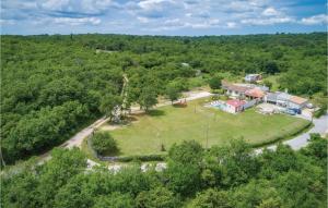 Φυσικό τοπίο κοντά σε αυτή η παραθεριστική κατοικία