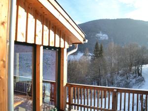 Galeriebild der Unterkunft Detached wooden chalet in Stadl an der Mur Styria facing south with sauna in Stadl an der Mur