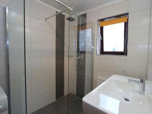 Ein Badezimmer in der Unterkunft Apartment in Wagrain near Ski Slopes