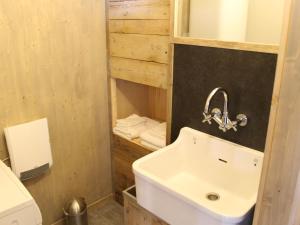 Fotografie z fotogalerie ubytování Chalet in Stadl an der Mur Styria with sauna v destinaci Stadl an der Mur