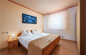 Katil atau katil-katil dalam bilik di Pet Friendly Apartment In Duba
