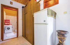 Koupelna v ubytování Amazing Apartment In Stolac With Kitchen