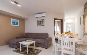 Fotografie z fotogalerie ubytování 2 Bedroom Gorgeous Apartment In Orebic v destinaci Orebić