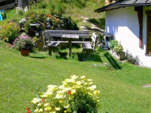 Apartment in Nassfeld Hermagor in Carinthiaにある庭
