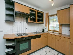 Kuchyňa alebo kuchynka v ubytovaní Apartment with atmosphere in Längenfeld