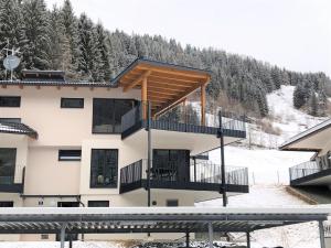 Galeriebild der Unterkunft Premium apartment in ski area Bad Kleinkirchheim in Bad Kleinkirchheim