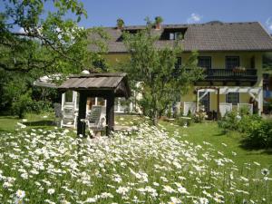 Zahrada ubytování Apartment in Feld am See by Brennsee Lake