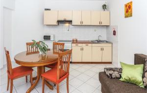 Kuchyňa alebo kuchynka v ubytovaní Apartment Split-Podstrana