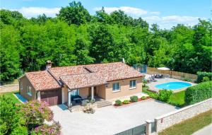 Afbeelding uit fotogalerij van Stunning Home In Snasici With Kitchen in Mali Turini