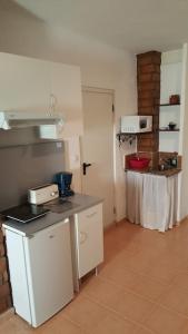 a kitchen with a sink and a counter top at Sevilla a tus pies in Mairena del Aljarafe