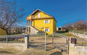 Budova, v ktorej sa apartmán nachádza
