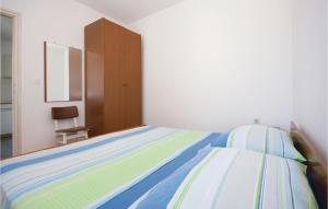 Posteľ alebo postele v izbe v ubytovaní Two-Bedroom Apartment In Vodice