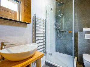 Fotografia z galérie ubytovania Chalet in Tauplitz with sauna in ski area v destinácii Tauplitz
