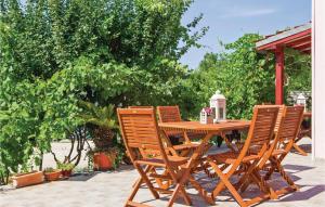 Fotografia z galérie ubytovania Beautiful Home In Veli Losinj With 4 Bedrooms And Wifi vo Veli Lošinj